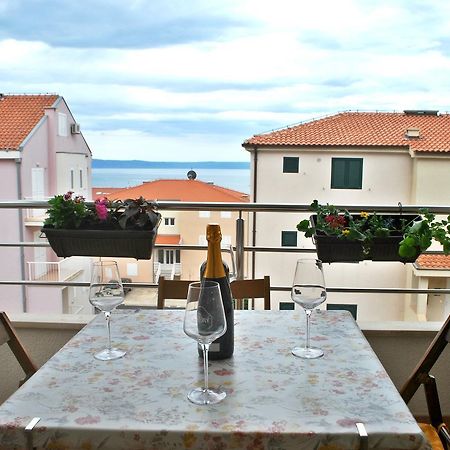Apartment Dalmatia Макарска Екстериор снимка