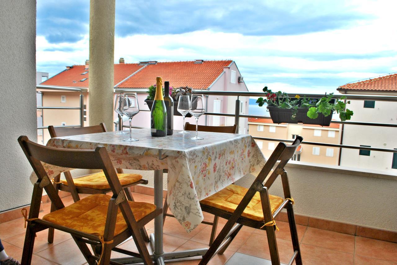 Apartment Dalmatia Макарска Екстериор снимка