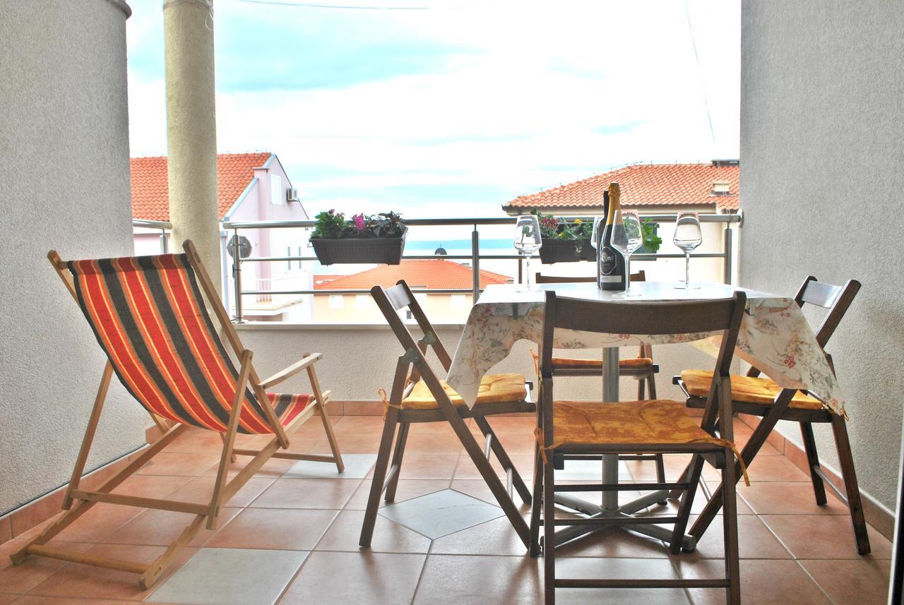 Apartment Dalmatia Макарска Екстериор снимка