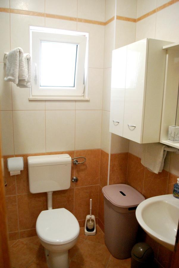 Apartment Dalmatia Макарска Екстериор снимка