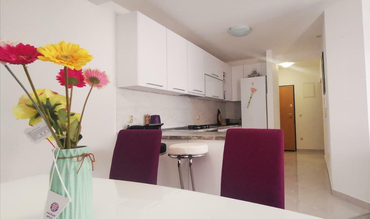 Apartment Dalmatia Макарска Екстериор снимка